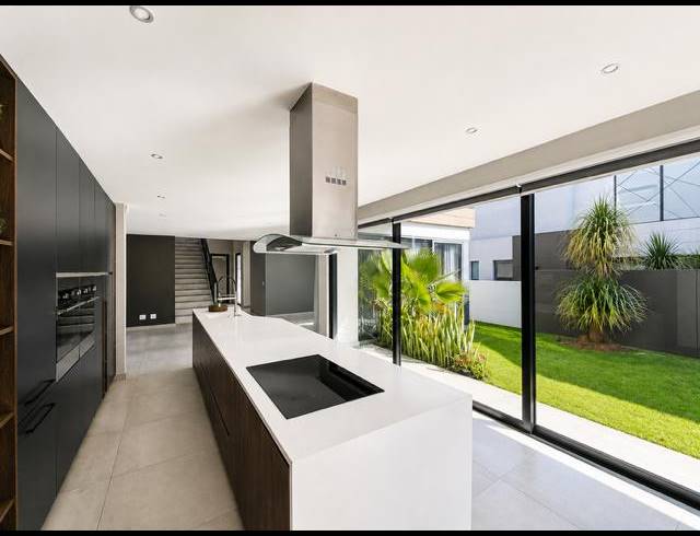 4 BEDROOM PROPERTY TO RENT IN SANDOWN